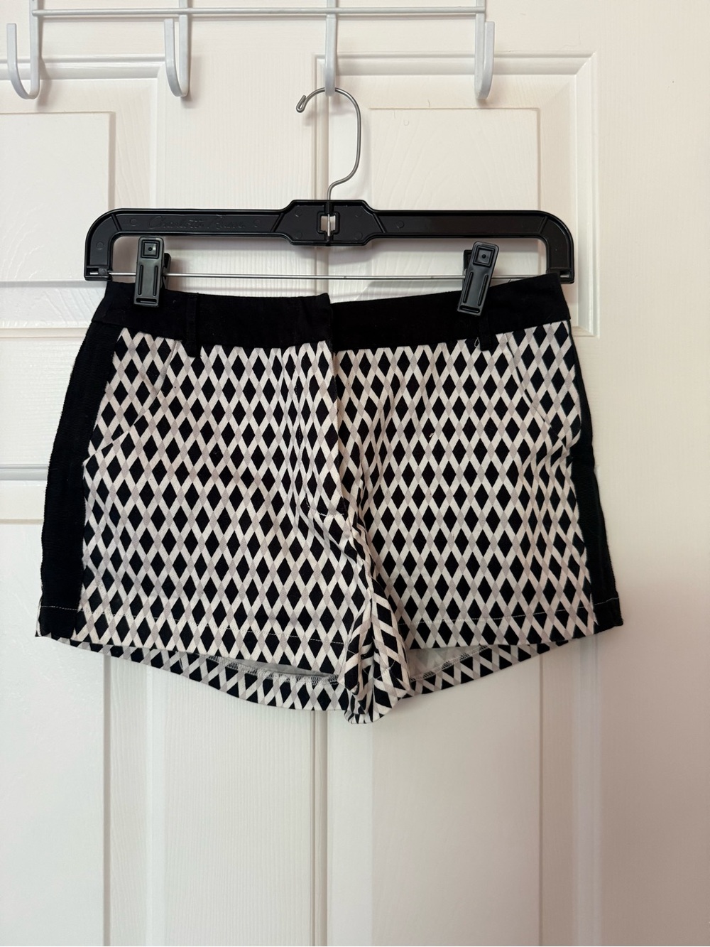 Black & White Diamond-Pattern Women’s Shorts